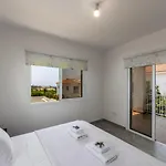 Villa Napa Bay View 8 Ayia Napa