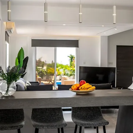 Villa Napa Bay View 8 *