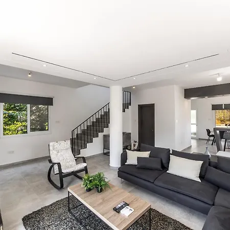 Napa Bay View 8 Vilă *