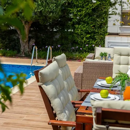 Napa Bay View 8 أيا نابا